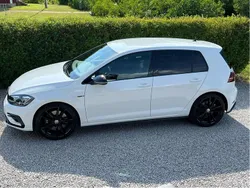 Vit Begagnad 2018 VW Golf VII R Halvkombi | 299 000 kr (Lite dyr)