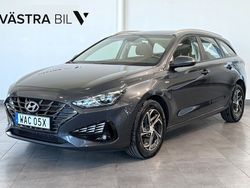 Grå Begagnad 2022 Hyundai i30 Essential Kombi | 209 900 kr (Marknadspris)