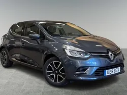 Grå Begagnad 2019 Renault Clio IV Intens Halvkombi | 94 900 kr (Marknadspris)