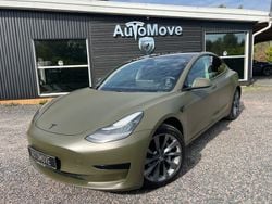 Grå Begagnad 2019 Tesla Model 3 Standard Range Plus Sedan | 249 900 kr (Dyr)
