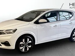 Vit (white) Ny 2025 Dacia Sandero Expression Halvkombi | 219 900 kr (Bra pris)