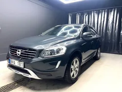 Grå Begagnad 2013 Volvo XC60 Summum SUV | 174 900 kr