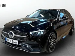 Svart Begagnad 2022 Mercedes C300e AMG Kombi | 389 900 kr