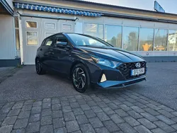 Grå Begagnad 2021 Hyundai i20 Essential Halvkombi | 185 000 kr (Marknadspris)