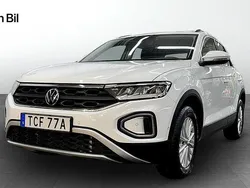 Vit Begagnad 2022 VW T-Roc Life SUV | 214 900 kr (Bra pris)