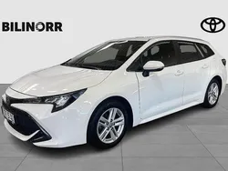 Vit Begagnad 2022 Toyota Corolla Active Kombi | 239 900 kr (Marknadspris)