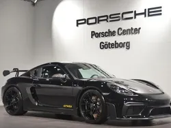 Svart Ny 2025 Porsche 718 Cayman GT4 Sportkupé | 2 014 200 kr (Superpris)