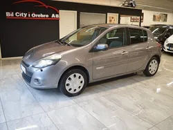 Grå Begagnad 2010 Renault Clio II Halvkombi | 49 900 kr (Lite dyr)