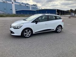 Vit Begagnad 2014 Renault Clio GrandTour Kombi | 54 900 kr (Marknadspris)