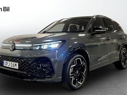 Mörkgrå Ny 2025 VW Tiguan R-line SUV | 688 700 kr
