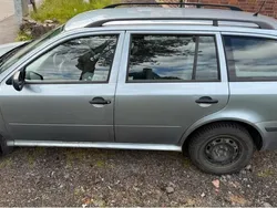 Grå Begagnad 2004 Skoda Octavia Tour Kombi | 14 900 kr (Bra pris)