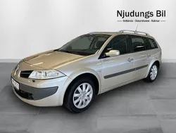 Ljusbrun Begagnad 2008 Renault Mégane GrandTour Kombi | 39 900 kr (Dyr)