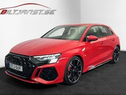 Röd Begagnad 2022 Audi RS3 Design Halvkombi | 599 000 kr (Bra pris)