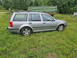 Grå Begagnad 2003 VW Golf IV Kombi | 6 000 kr (Superpris)