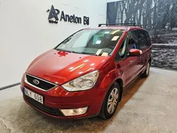 Ljusröd Begagnad 2006 Ford Galaxy Minibuss | 32 900 kr (Marknadspris)