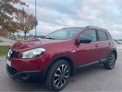 Röd Begagnad 2014 Nissan Qashqai SUV | 88 000 kr (Marknadspris)