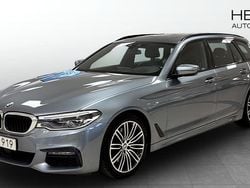 Blå (blue) Begagnad 2018 BMW 530 Kombi | 299 900 kr (Marknadspris)