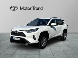 Vit Begagnad 2025 Toyota RAV4 Hybrid Active SUV | 419 000 kr (Superpris)
