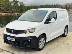 Vit Begagnad 2019 Peugeot Partner Minibuss | 154 500 kr (Marknadspris)