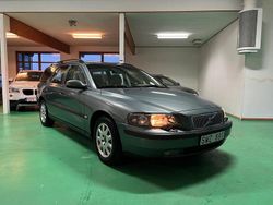 Grön Begagnad 2002 Volvo V70 Kombi | 19 900 kr (Marknadspris)