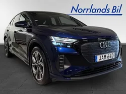 Navarrablå metallic Begagnad 2024 Audi Q4 Sportback e-tron Proline SUV | 549 000 kr (Marknadspris)