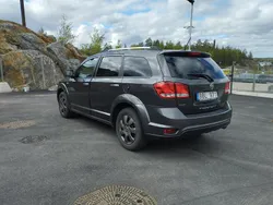 Grå Begagnad 2014 Fiat Freemont SUV | 95 000 kr (Marknadspris)