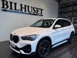 Vit Begagnad 2021 BMW X1 Sport Line SUV | 339 900 kr (Marknadspris)