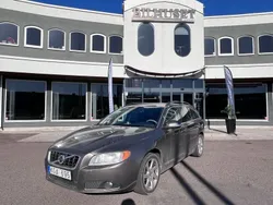 Grå Begagnad 2009 Volvo V70 Momentum Kombi | 74 900 kr (Marknadspris)