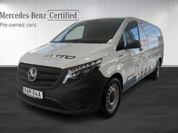 Vit Begagnad 2023 Mercedes e-Vito Minibuss | 349 900 kr