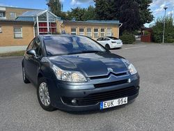 Grå Begagnad 2008 Citroën C4 Halvkombi | 42 000 kr (Marknadspris)