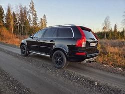 Svart Begagnad 2014 Volvo XC90 R-Design SUV | 165 000 kr (Lite dyr)