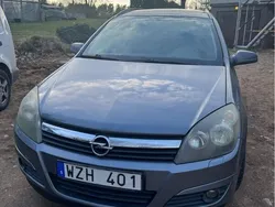 Grå Begagnad 2005 Opel Astra Kombi | 15 000 kr (Marknadspris)