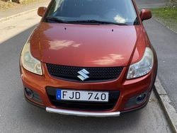 Orange Begagnad 2010 Suzuki SX4 Halvkombi | 41 500 kr (Bra pris)