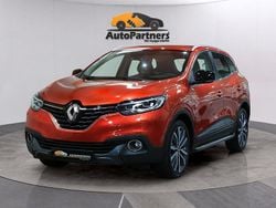 Röd Begagnad 2015 Renault Kadjar Bose Edition SUV | 148 900 kr (Marknadspris)