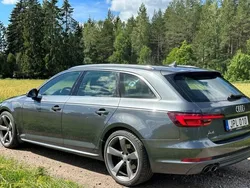 Grå Begagnad 2017 Audi A4 S-Line Kombi | 219 900 kr (Dyr)