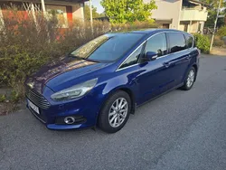 Blå Begagnad 2016 Ford S-MAX Titanium Minibuss | 145 000 kr (Bra pris)