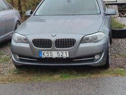 Grå Begagnad 2010 BMW 528 Sedan | 81 000 kr (Marknadspris)
