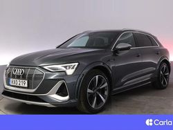 Grå Begagnad 2022 Audi e-tron S-Line SUV | 514 900 kr (Dyr)