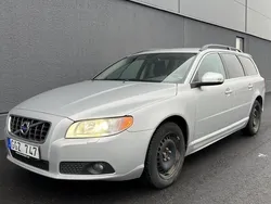 Grå Begagnad 2010 Volvo V70 Momentum Kombi | 95 000 kr (Marknadspris)