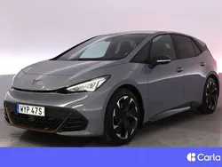 Ljusgrå (grå) Begagnad 2024 Cupra Born e-Boost Halvkombi | 324 900 kr (Marknadspris)
