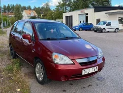 Röd Begagnad 2002 Suzuki Liana Halvkombi | 12 800 kr (Bra pris)
