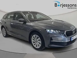 Grå Ny 2025 Skoda Octavia Selection Kombi | 339 000 kr (Lite dyr)