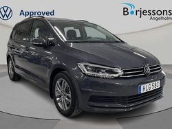 Grå Begagnad 2024 VW Touran Minibuss | 349 000 kr (Bra pris)