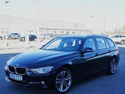 Svart Begagnad 2015 BMW 320 Sport Line Kombi | 160 000 kr (Bra pris)