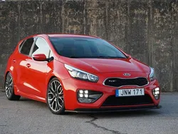 Röd Begagnad 2014 Kia Ceed GT 2 Halvkombi | 129 000 kr (Lite dyr)