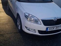 Begagnad 2015 Skoda Roomster Minibuss | 54 000 kr (Lite dyr)