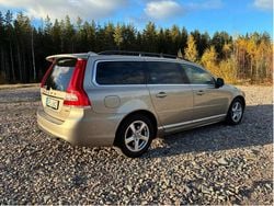 Brun Begagnad 2015 Volvo V70 Momentum Kombi | 130 000 kr (Lite dyr)