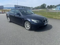 Blå Begagnad 2004 BMW 545 Sedan | 60 000 kr