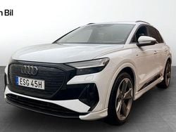 Glaciärvit metallic Begagnad 2024 Audi Q4 e-tron S-Line SUV | 599 000 kr (Lite dyr)