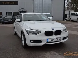 Vit Begagnad 2014 BMW 116 Halvkombi | 109 900 kr (Marknadspris)